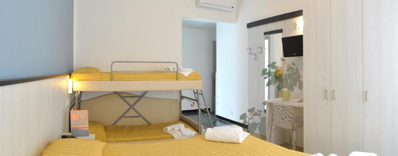 Hotel Bristol لايقويليا المظهر الخارجي الصورة